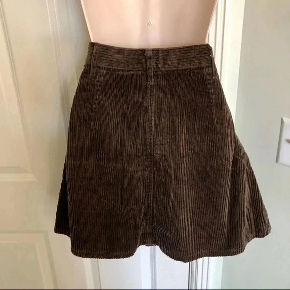 Metropolitan brown corduroy button down skirt size 12 - Picture 6 of 12